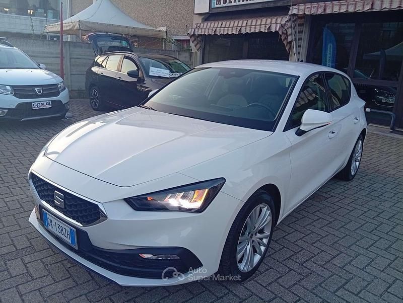 Occasion Seat Leon Style 131 ch (96 kW) 2022 Blanc Berline