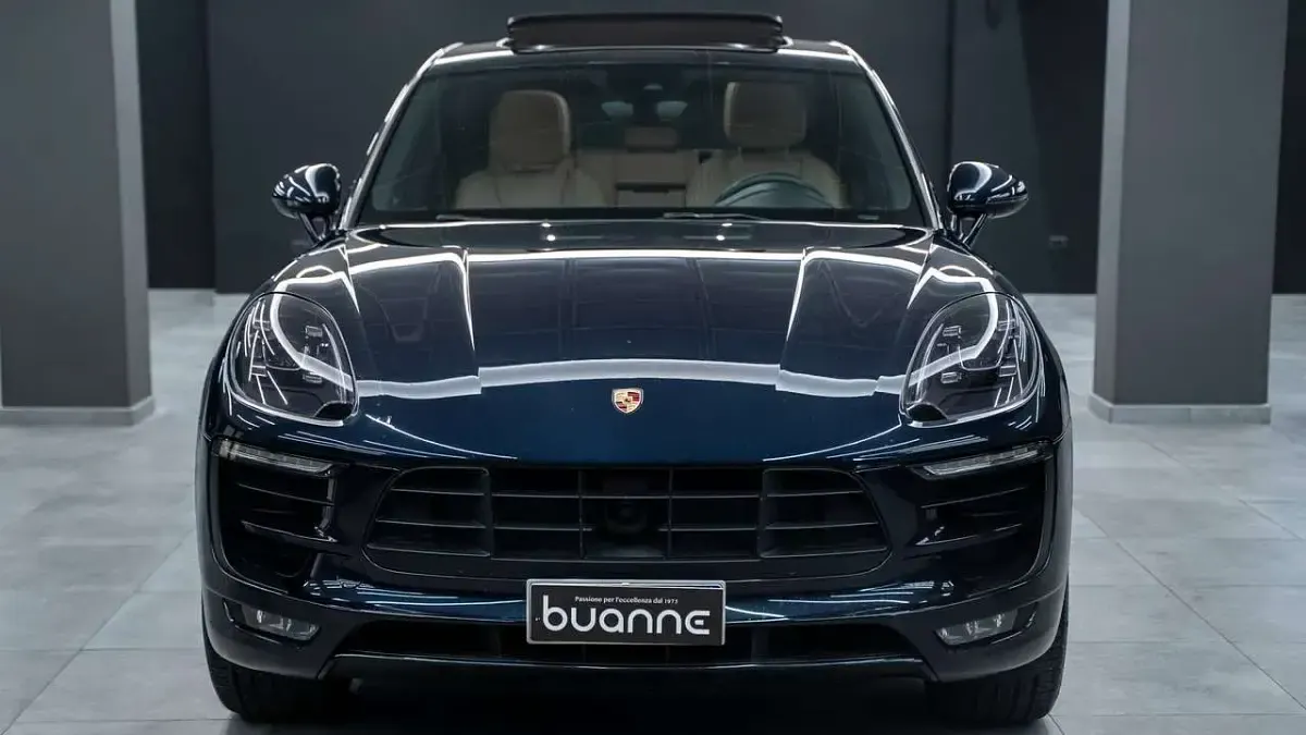 Usata Porsche Macan S 250 CV (183 kW) 2017 Blu notte metall perlato SUV