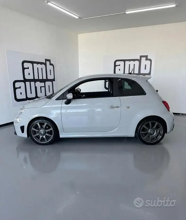 Usata Abarth 595 145 CV (106 kW) 2022 Grigio Berlina