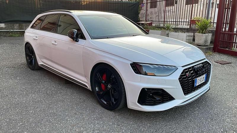 Usata Audi RS4 Ambiente 450 CV (330 kW) 2020 Bianco Station wagon