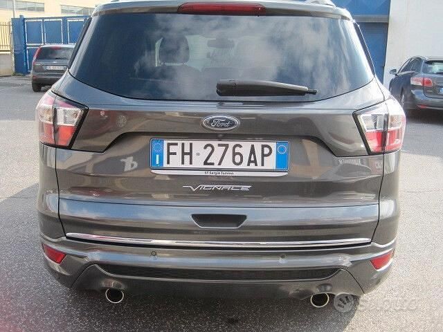Usata Ford Kuga S 180 CV (132 kW) 2017 Grigio SUV