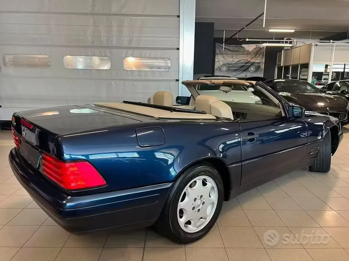 Usata Mercedes SL280 193 CV (141 kW) 1993 Bluazzurro Cabrio