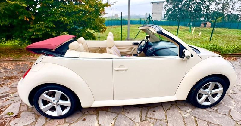 Usata VW Beetle Cabriolet 2004 Cabrio