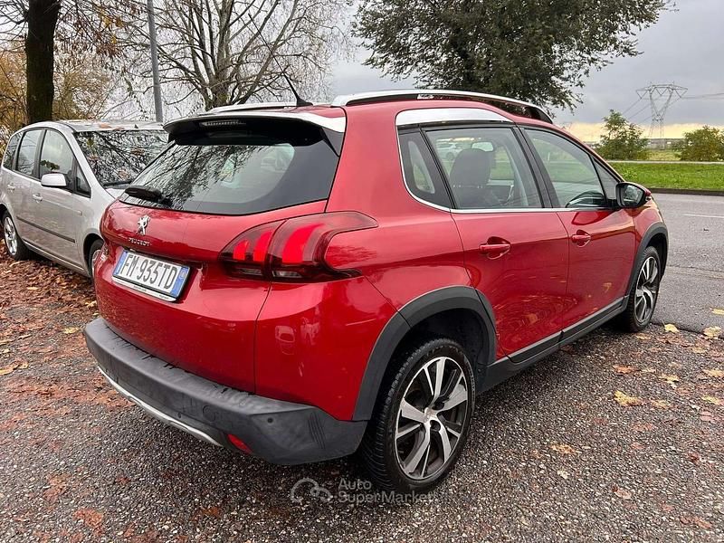 Usata Peugeot 2008 S 110 CV (80 kW) 2018 Rosso SUV