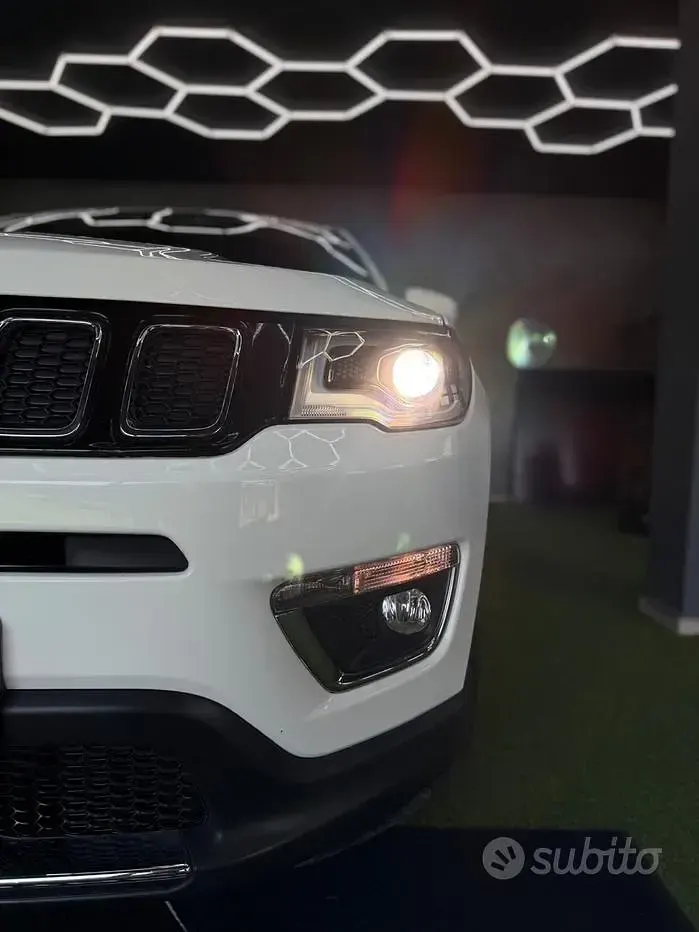 Usata Jeep Compass Limited 120 CV (88 kW) 2019 Bianco SUV