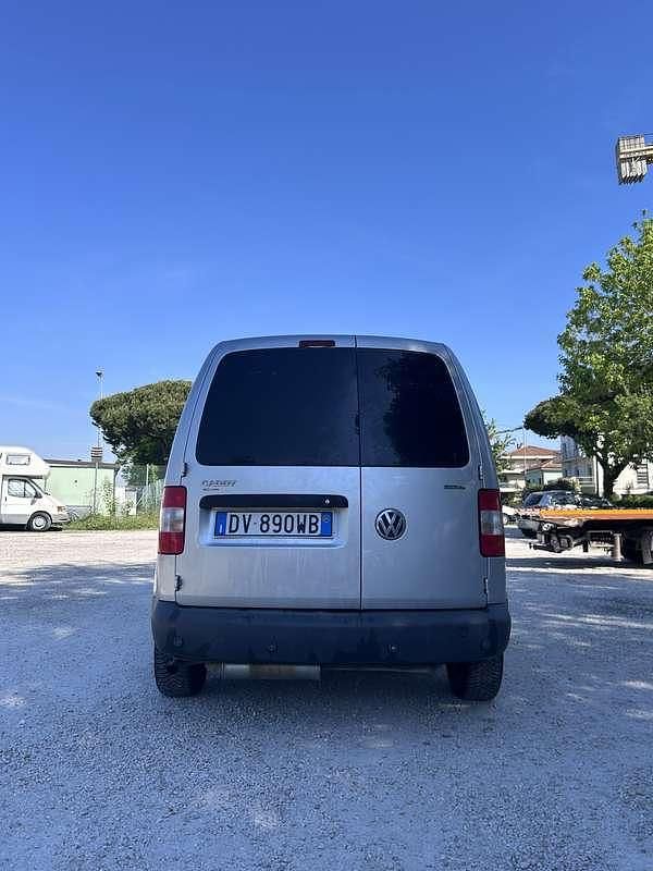 Usata VW Caddy 109 CV (80 kW) 2009 Argento Monovolume