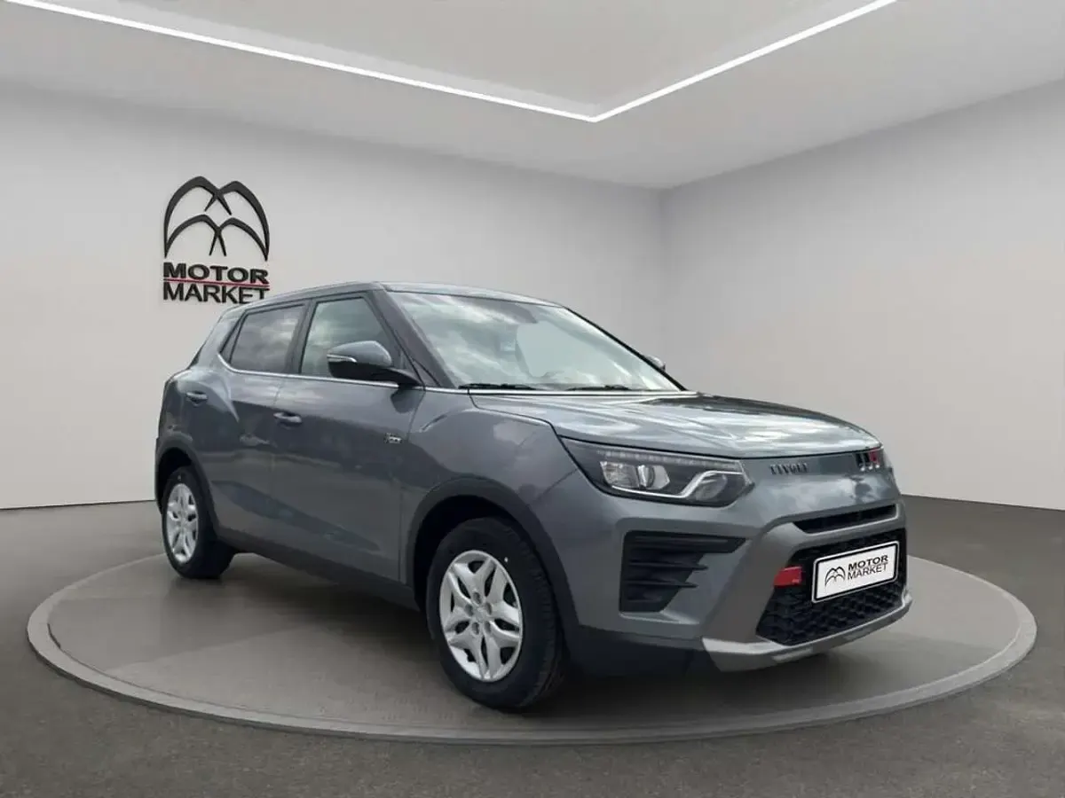 Nuova SsangYong Tivoli 135 CV (99 kW) 2025 Grigio / gray SUV