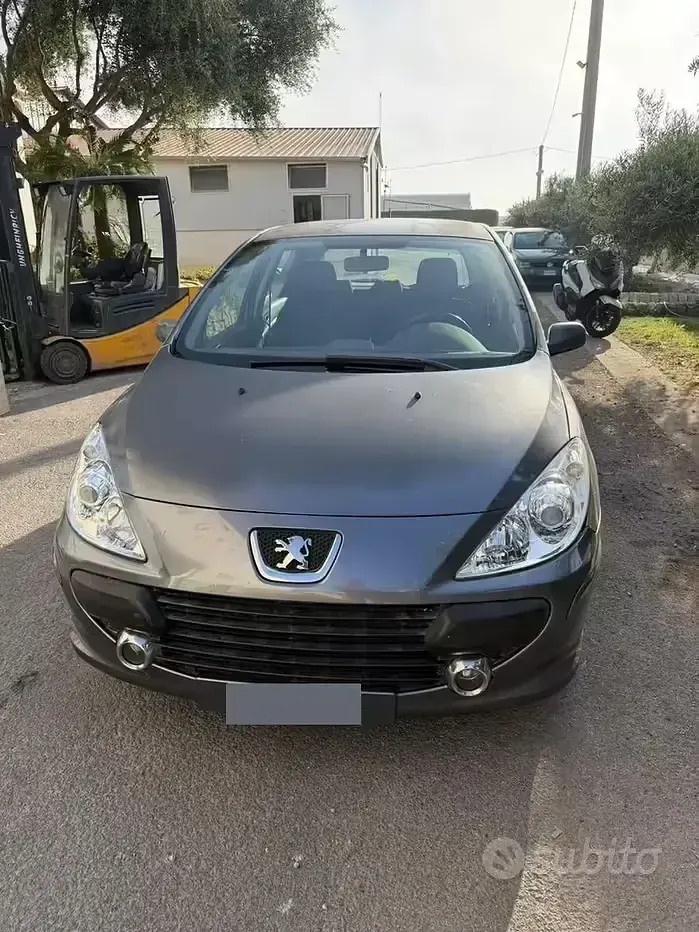 Usata Peugeot 307 109 CV (80 kW) 2006 Grigio Berlina