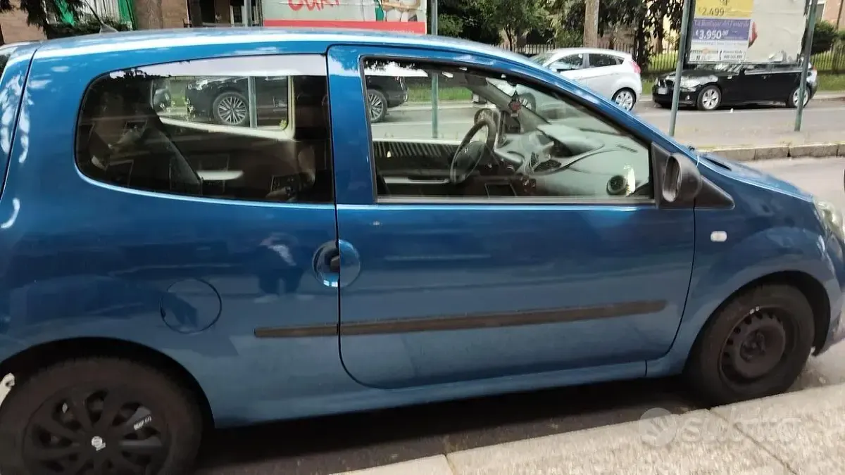 Usata Renault Twingo 58 CV (42 kW) 2009 Blu Utilitaria