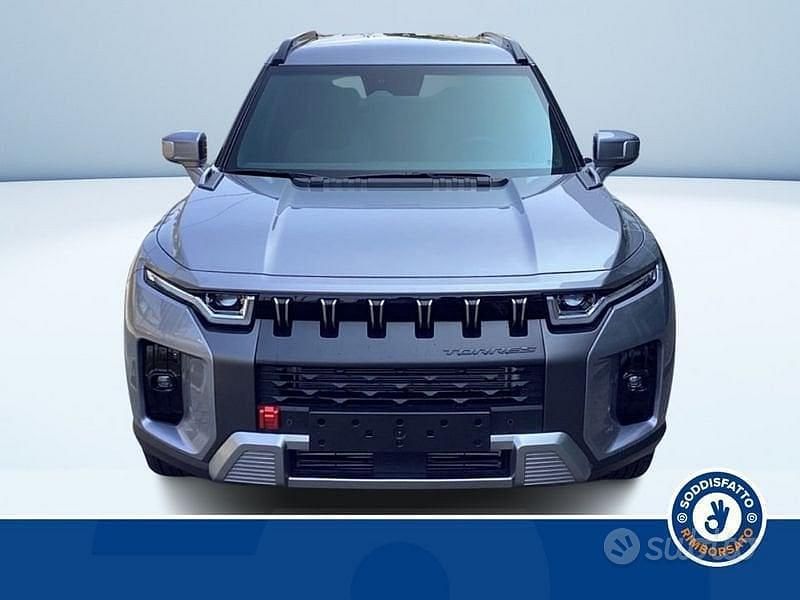 Usata Ssangyong (KGM) Torres 163 CV (119 kW) 2025 Grigio SUV