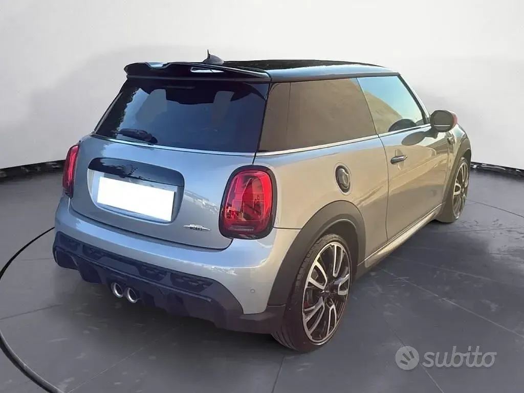 Usata Mini John Cooper Works 231 CV (169 kW) 2024 Grigio Utilitaria