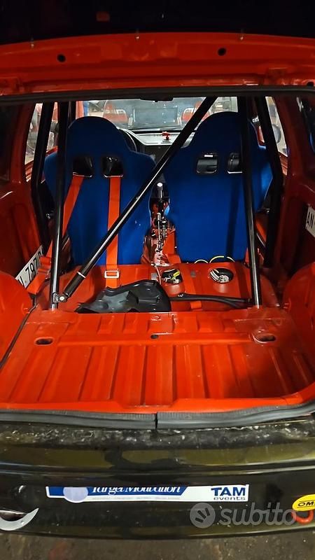 Usata Peugeot 106 2000 Utilitaria