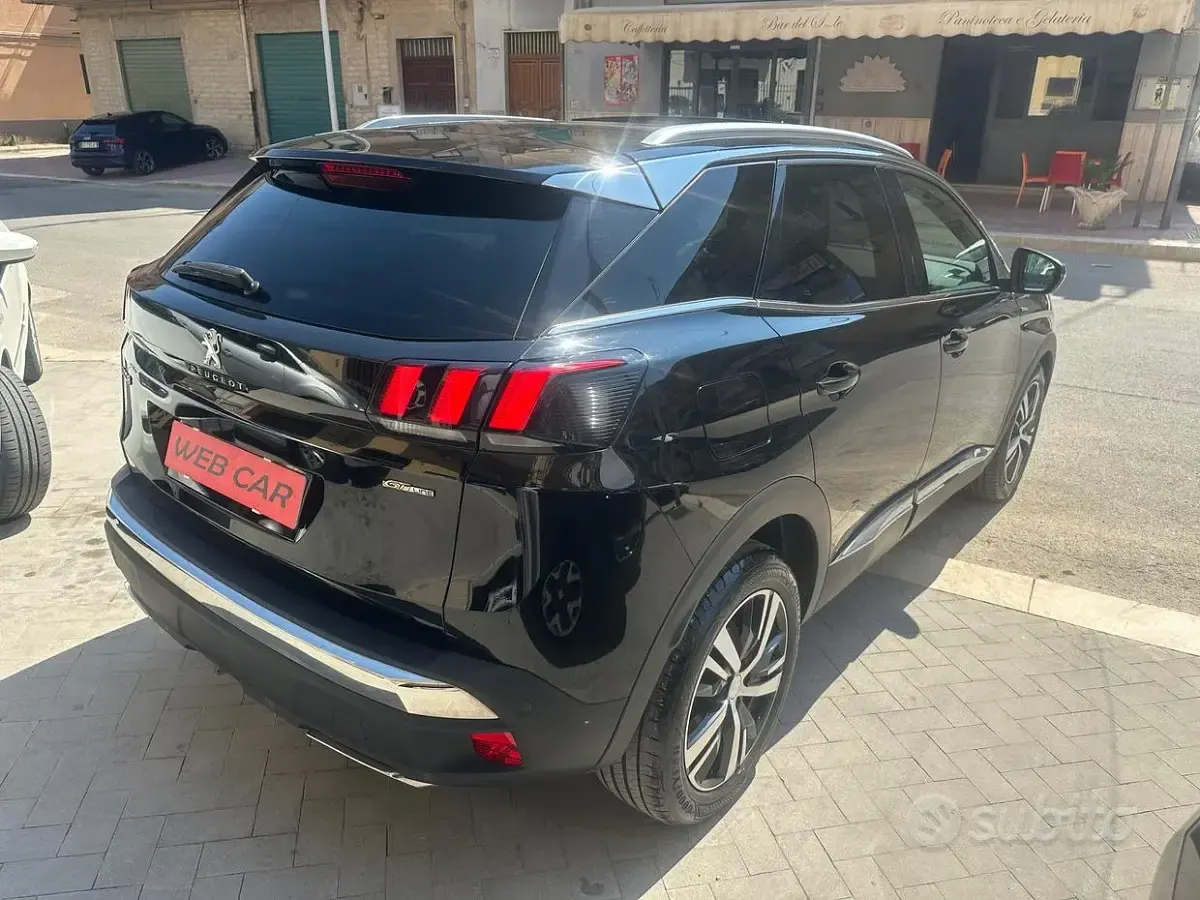 Usata Peugeot 3008 GT-line 131 CV (96 kW) 2019 Nero SUV