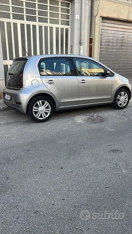 Usata VW up! 75 CV (55 kW) 2017 Utilitaria