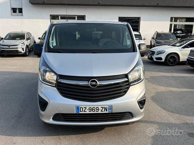 Usata Opel Vivaro S 125 CV (91 kW) 2016 Grigio Monovolume