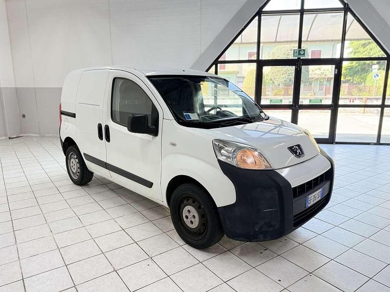 Usata Peugeot Bipper 68 CV (50 kW) 2011 Bianco Monovolume
