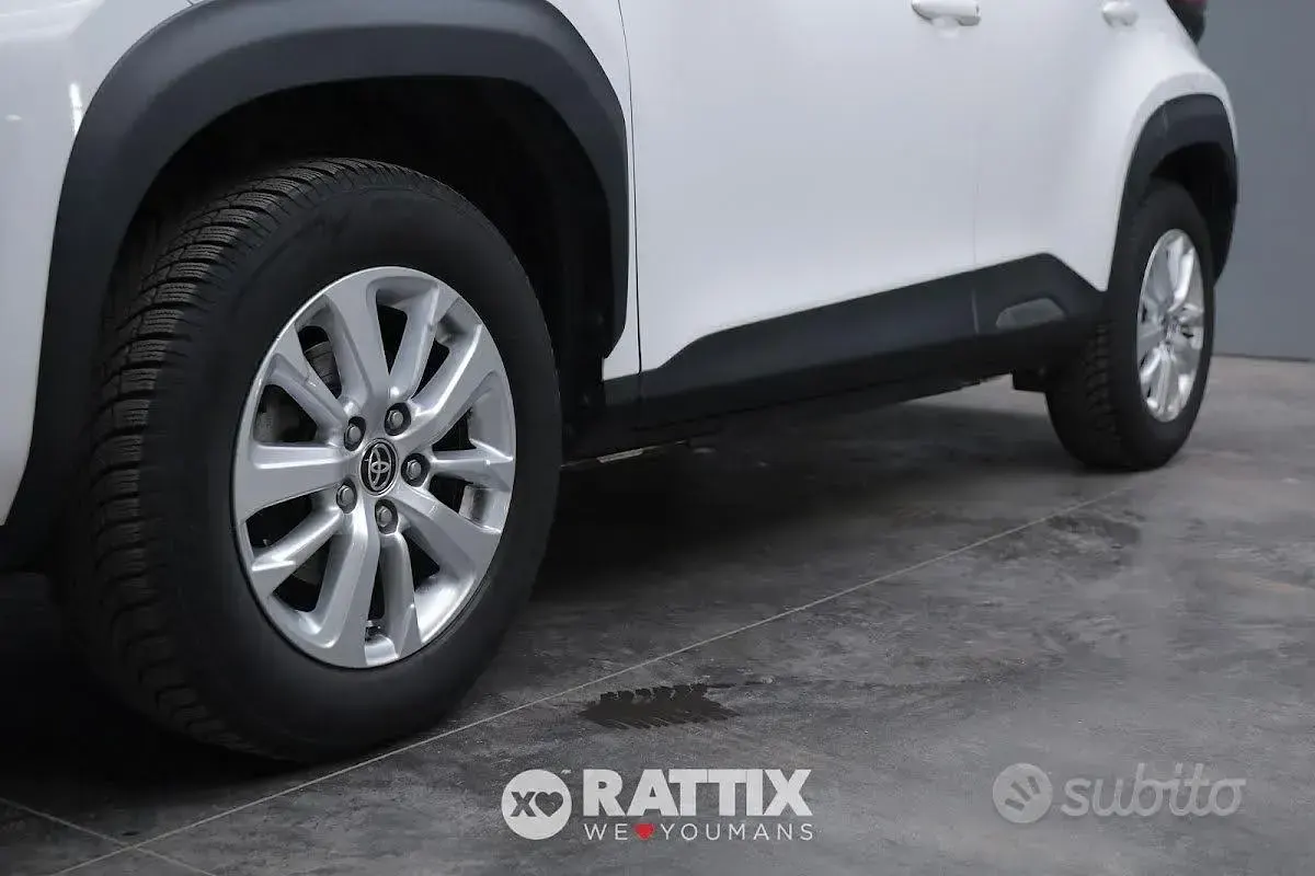 Usata Toyota Yaris Cross Business Edition 92 CV (67 kW) 2023 Bianco SUV