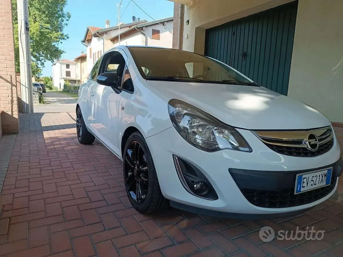 Usata Opel Corsa 95 CV (69 kW) 2014 Bianco Utilitaria