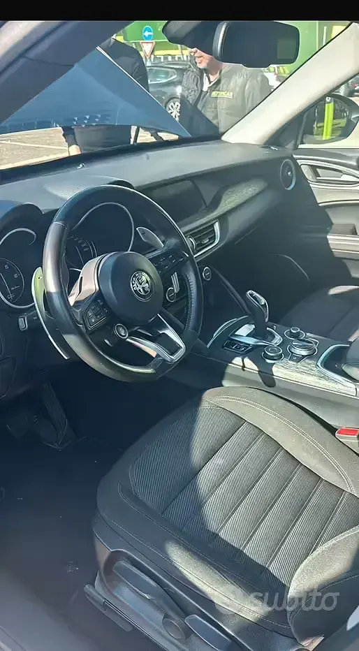 Usata Alfa Romeo Stelvio Business 190 CV (139 kW) 2020 SUV