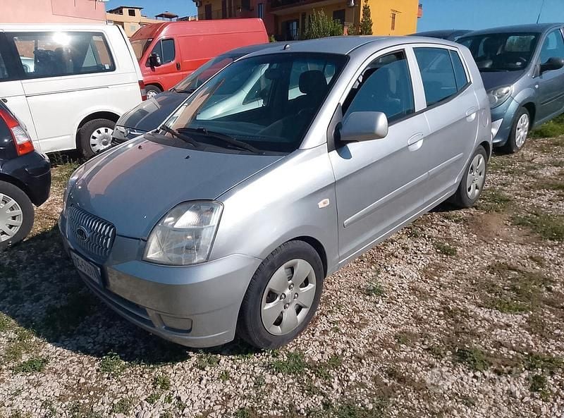Usata Kia Picanto 75 CV (55 kW) 2007 Grigio Utilitaria