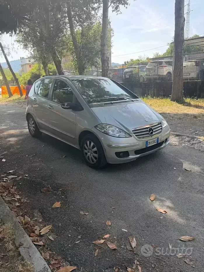 Usata Mercedes A180 Avantgarde 109 CV (80 kW) 2008 Grigio Berlina