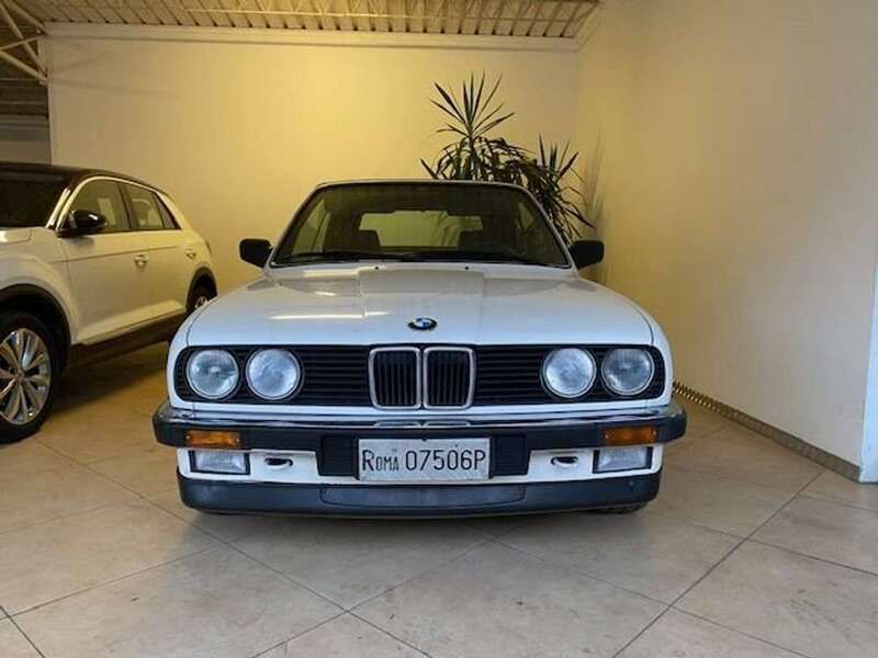 Usata BMW 320 Cabriolet 129 CV (94 kW) 1987 Bianco Cabrio