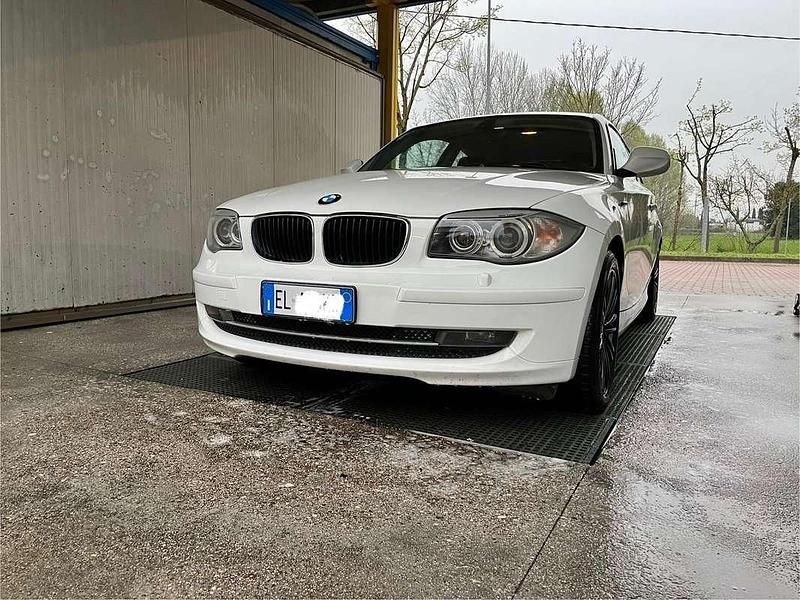 Usata BMW 116 116 CV (85 kW) 2011 Utilitaria