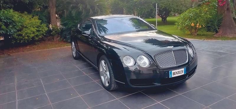 Usata Bentley Continental GT 559 CV (411 kW) 2005 Nero Coupé
