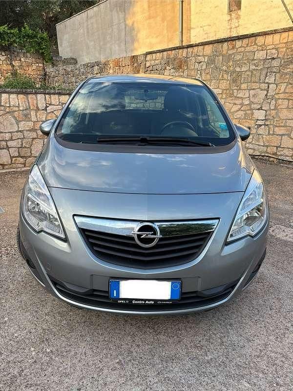 Usata Opel Meriva 95 CV (69 kW) 2013 Grigio Monovolume