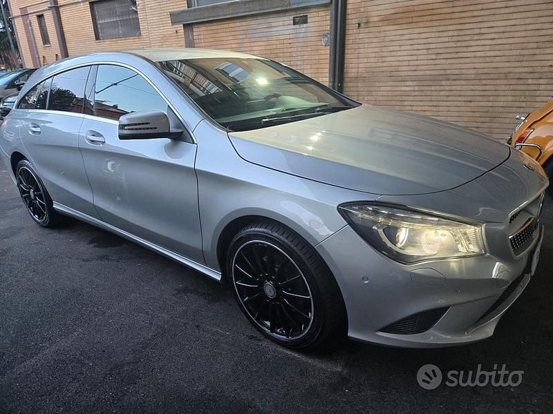 Usata Mercedes CLA200 135 CV (99 kW) 2016 Grigio Berlina