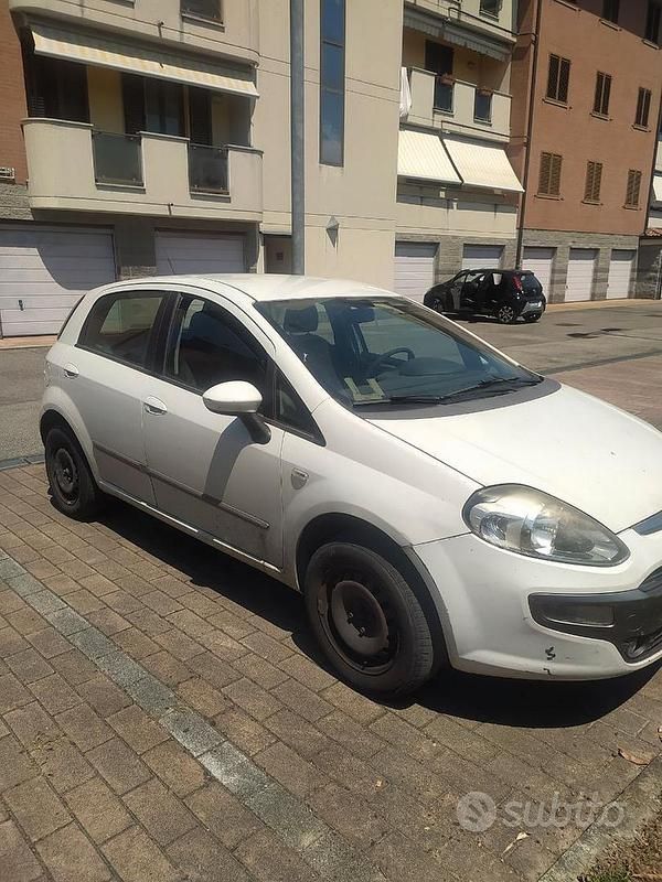 Usata Fiat Punto Evo 2010 Utilitaria