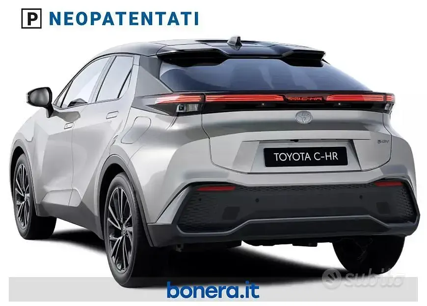 Nuova Toyota C-HR Lounge 140 CV (102 kW) 2026 Argento SUV