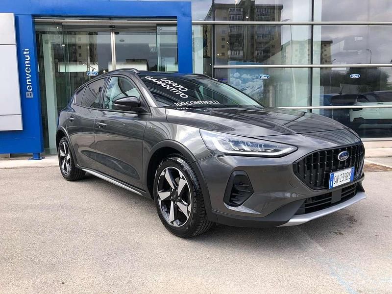 Usata Ford Focus Active 125 CV (91 kW) 2023 Magnetic grey