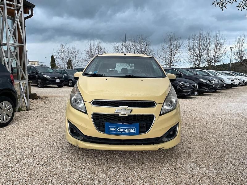 Usata Chevrolet Spark 68 CV (50 kW) 2014 Giallo Utilitaria