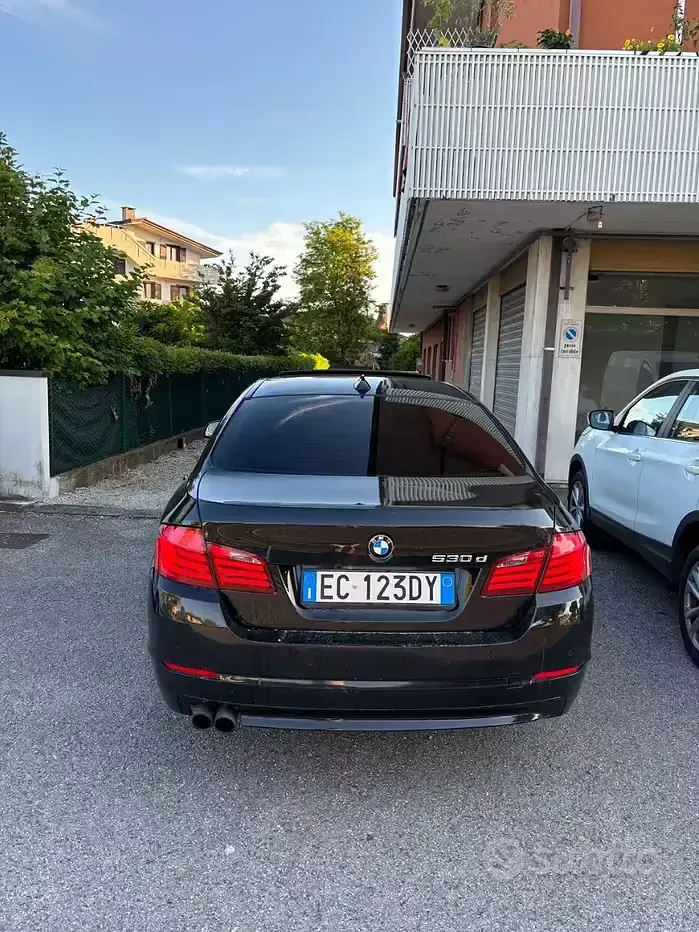 Usata BMW 530 245 CV (180 kW) 2010 Nero Berlina
