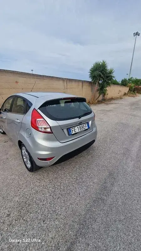 Usata Ford Fiesta Titanium 75 CV (55 kW) 2016 Utilitaria