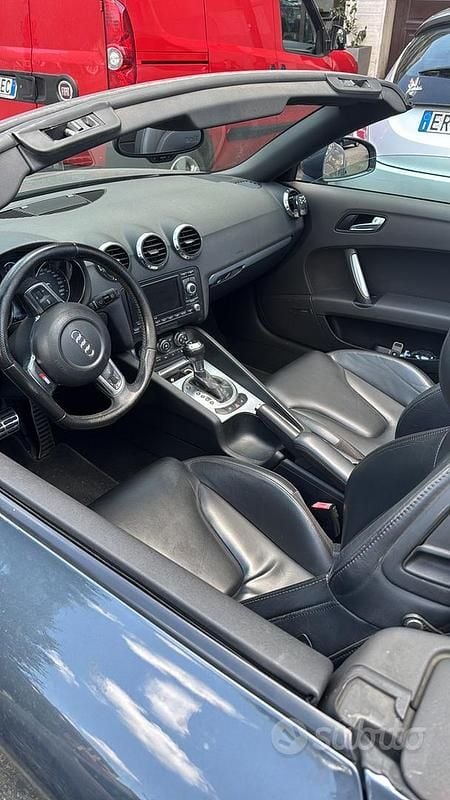 Usata Audi TT Roadster 211 CV (155 kW) 2011 Grigio Cabrio