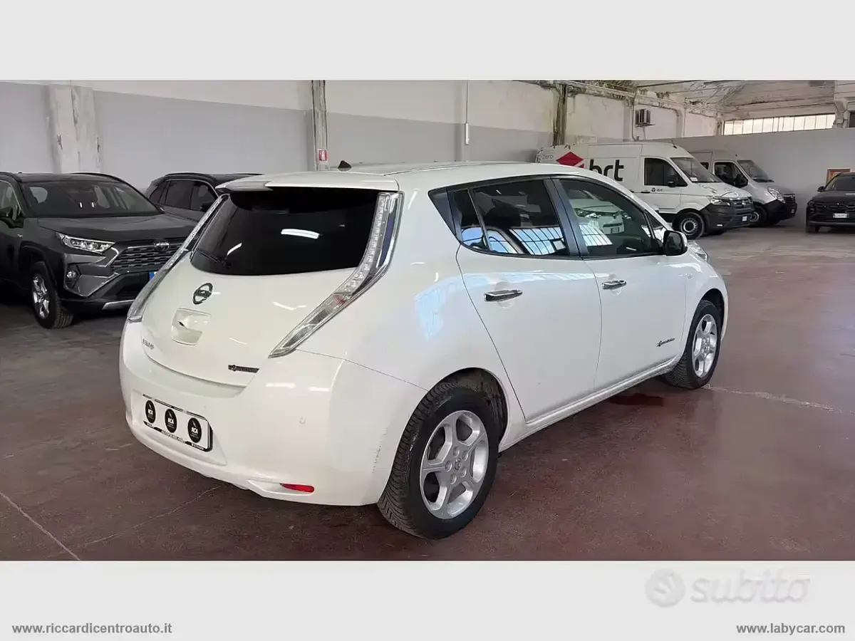 Usata Nissan Leaf Acenta 80 kW (109 CV) 2017 Bianco Utilitaria