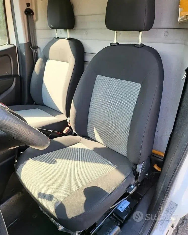 Usata Fiat Doblò 105 CV (77 kW) 2020 Bianco