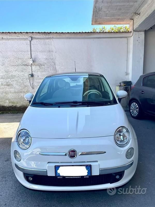 Usata Fiat 500 Lounge 69 CV (50 kW) 2009 Bianco Cabrio