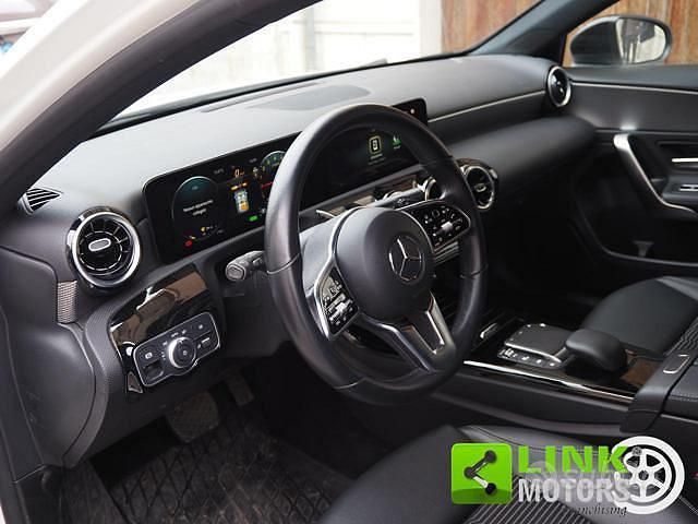 Usata Mercedes A250 160 CV (117 kW) 2023 Bianco Berlina