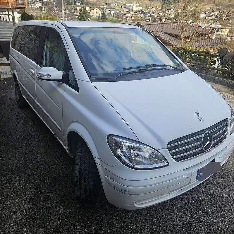 Usata Mercedes Viano 150 CV (110 kW) 2006 Monovolume