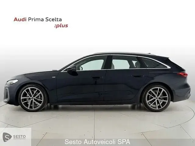 Usata Audi A5 S-Line 204 CV (150 kW) 2025 Blu Station wagon