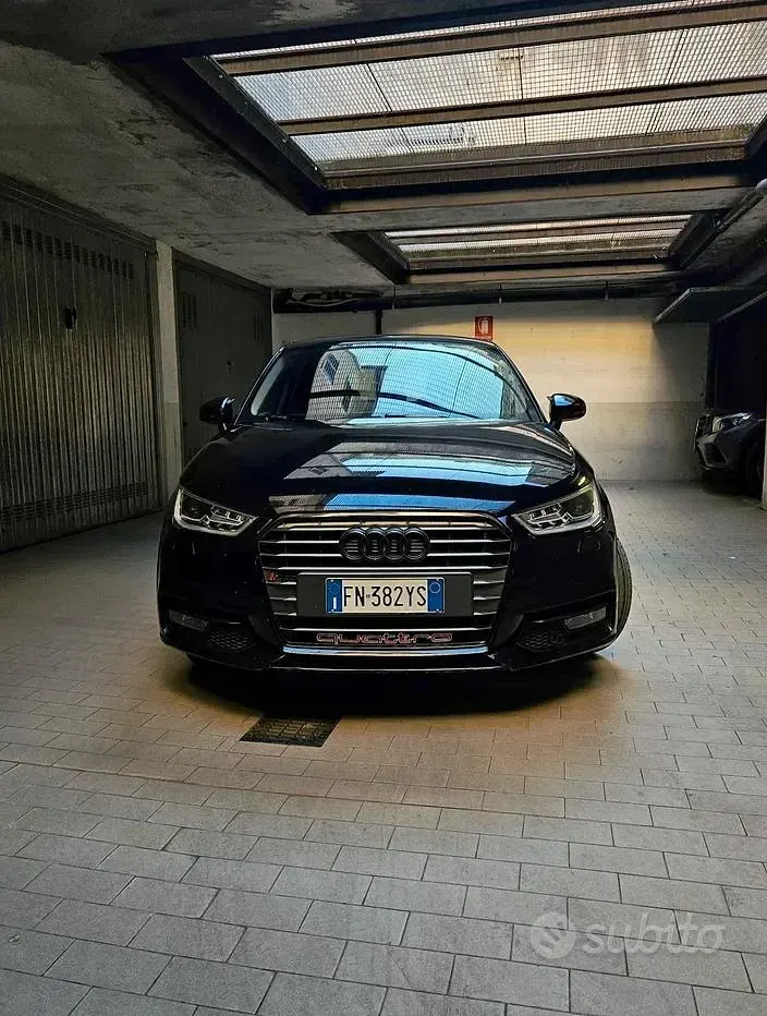 Usata Audi A1 Comfort 95 CV (69 kW) 2016 Nero Utilitaria