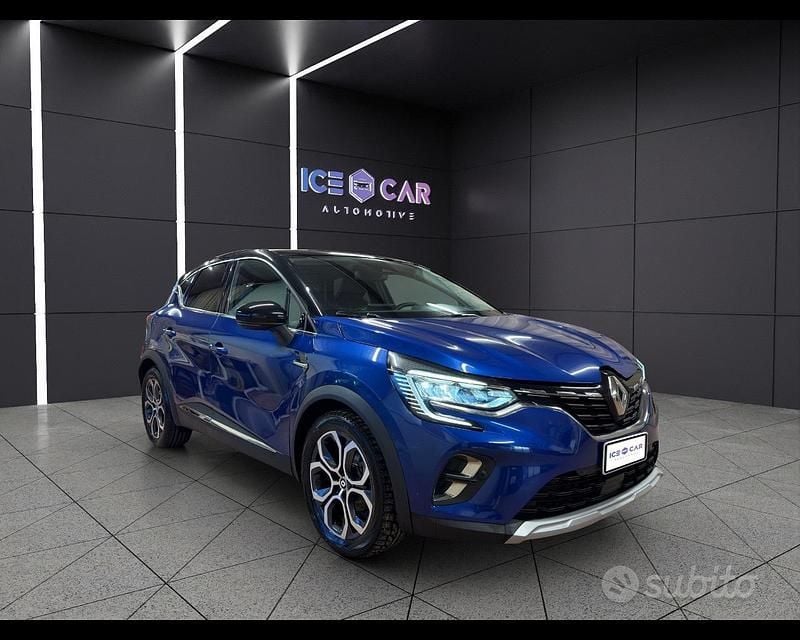 Usata Renault Captur Techno 145 CV (106 kW) 2023 Blu SUV