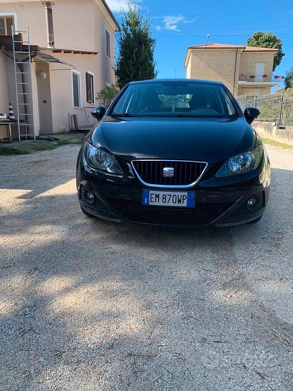 Usata Seat Ibiza 69 CV (50 kW) 2011 Nero Utilitaria