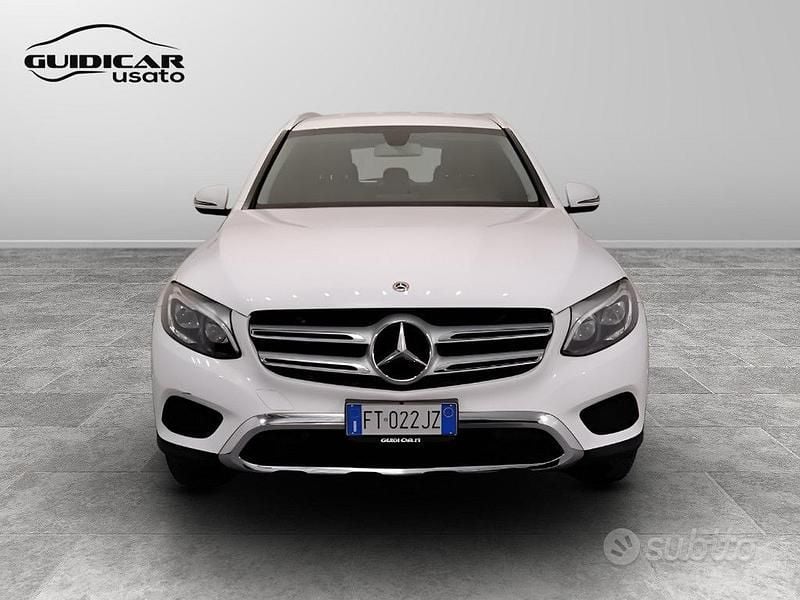 Usata Mercedes GLC220 AMG 170 CV (125 kW) 2018 Bianco SUV