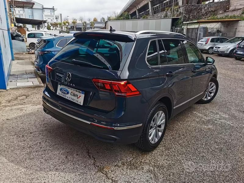 Usata VW Tiguan Life 150 CV (110 kW) 2022 Grigio SUV