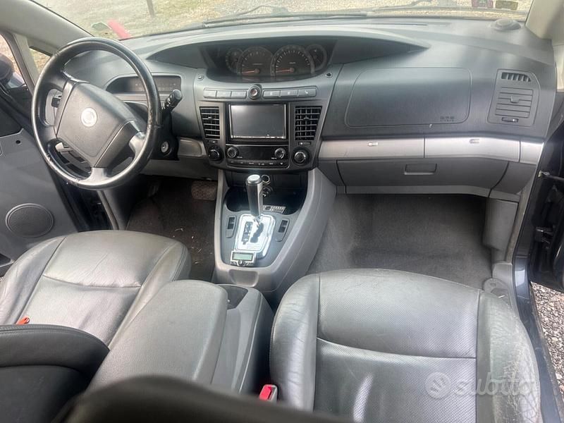 Usata Ssangyong (KGM) Rodius 165 CV (121 kW) 2007 Nero Monovolume