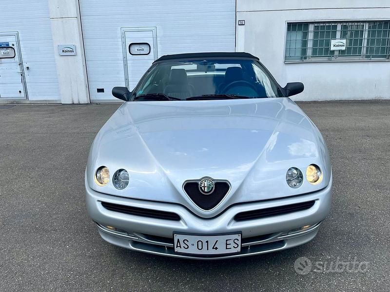 Usata Alfa Romeo Spider 155 CV (114 kW) 1998 Other Cabrio
